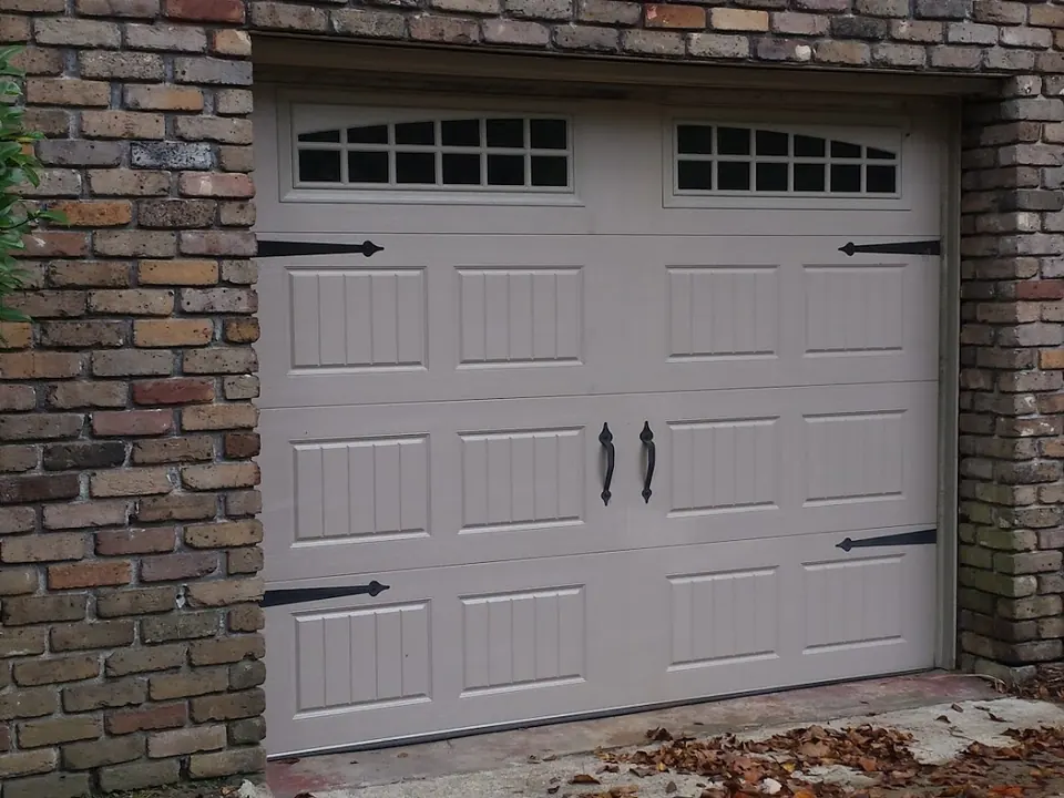 Carriage door with arched windows: a Golden Garage Door Services job